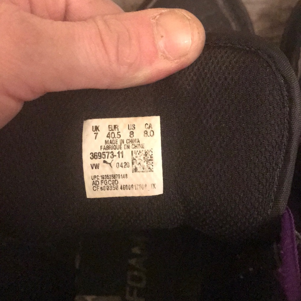 Shoes - Picture 2 of 4